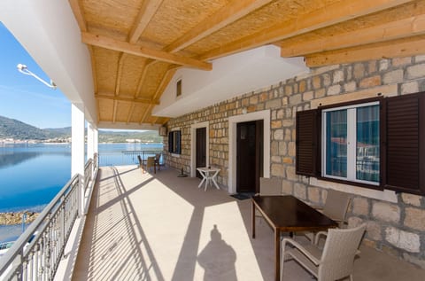 Apartments Ivanka - Unit 49760-61