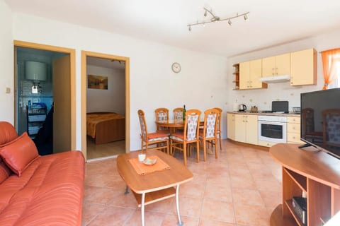 House Marina - Unit 49809-61