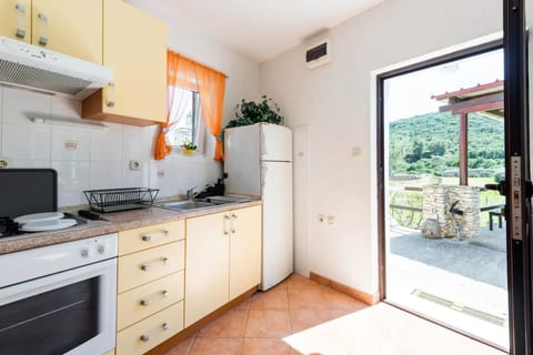 House Marina - Unit 49809-61