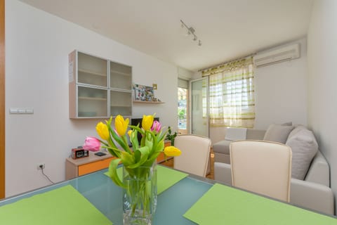 Apartments Cetina - Unit 49827-61