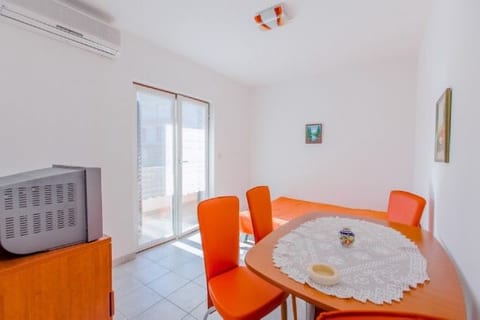 Apartments Josip - Unit 49829-61