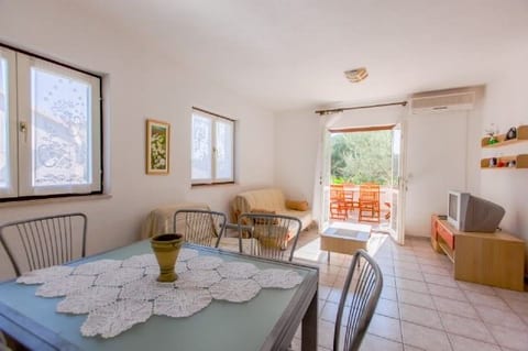 Apartments Josip - Unit 49830-61