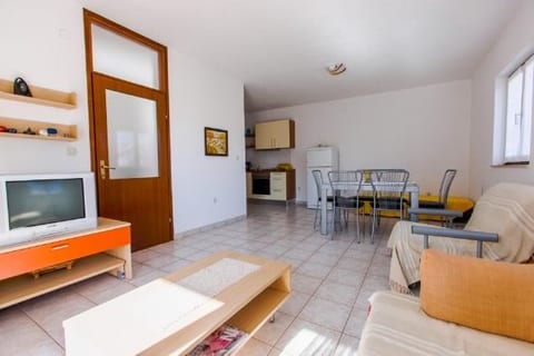 Apartments Josip - Unit 49830-61