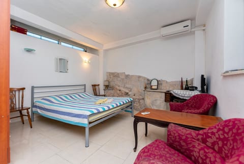 House Stipan - Unit 49845-61