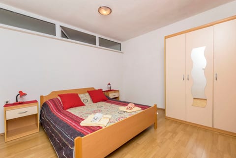 Apartments Jerka - Unit 49958-61