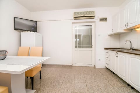 Apartments and Room Napoli - Unit 50126-61