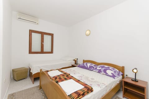 Apartments and Rooms Nike - Unit 50237-61