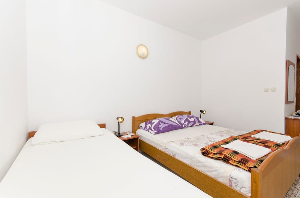 Apartments and Rooms Nike - Unit 50237-61 - Croatia