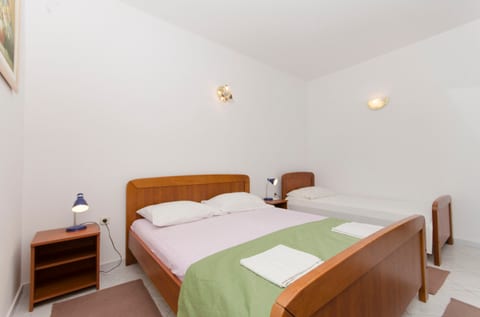 Apartments and Rooms Nike - Unit 50234-61