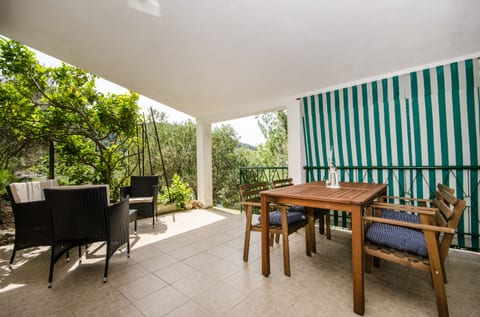 Apartment Dijana - Unit 50343-61