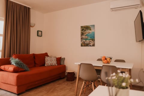 Apartments Prce - Unit 50520-61