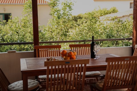 Apartments Prce - Unit 50521-61