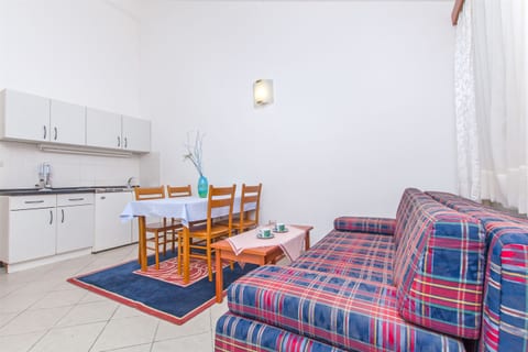 Apartments Meridiana 1 - Unit 50551-61