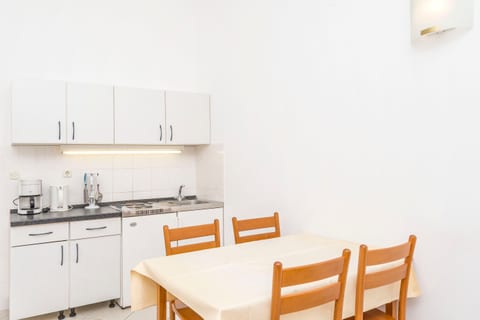 Apartments Meridiana 1 - Unit 50552-61