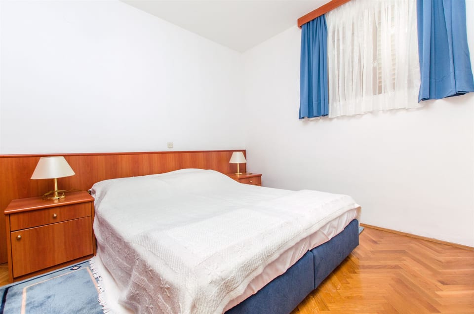 Apartments Meridiana 1 - Unit 50554-61