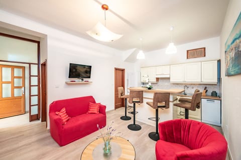 House Sunce - Unit 150716-15