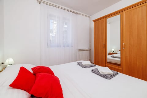 Apartments Grozdana - Unit 50619-61