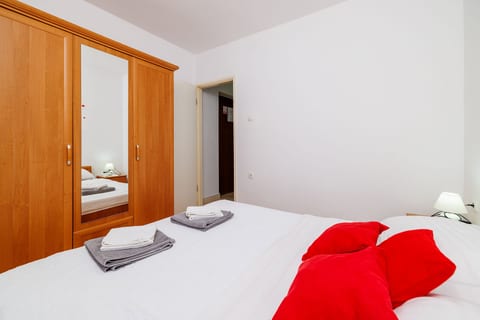 Apartments Grozdana - Unit 50619-61