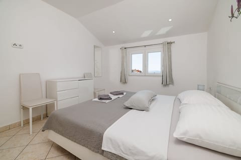 Apartments Grozdana - Unit 50620-61