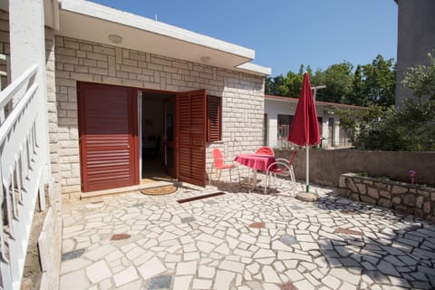 Apartments Gorana - Unit 50663-61