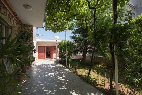 Apartments Gorana - Unit 50663-61