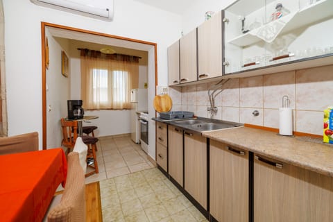 Apartments Zvonimir - Unit 50685-61