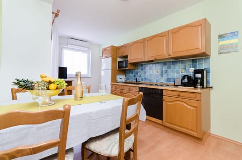 Apartments Damir - Unit 50702-61