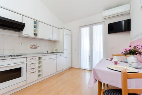 Apartments Damir - Unit 50703-61