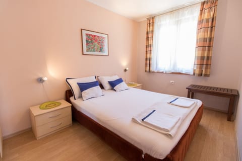 Apartment Paulina - Unit 50726-61