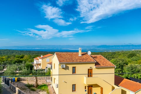 Apartment Petar - Unit 50741-61