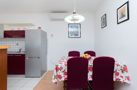 Apartment Goran - Unit 50815-61