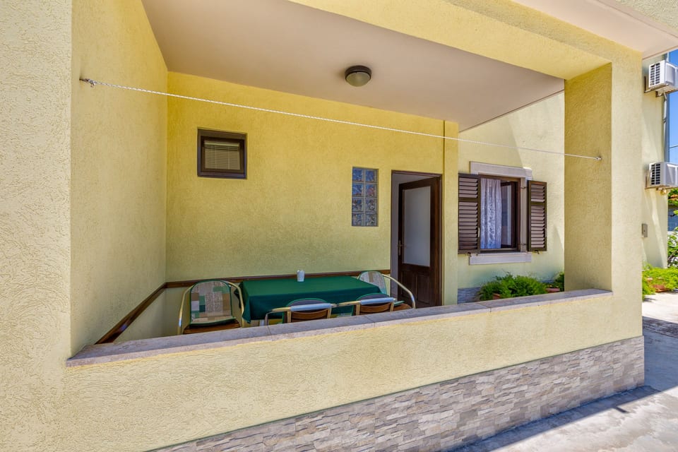 Apartments Arsen - Unit 50839-61