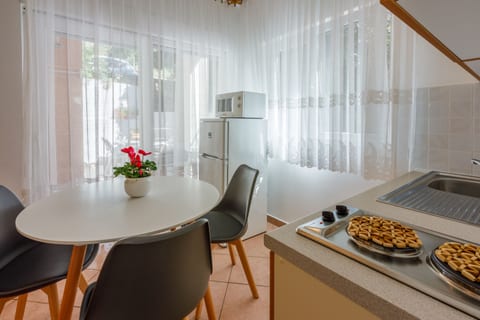 Apartments Zorica - Unit 50947-61