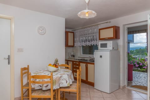 Apartments Zorica - Unit 50949-61
