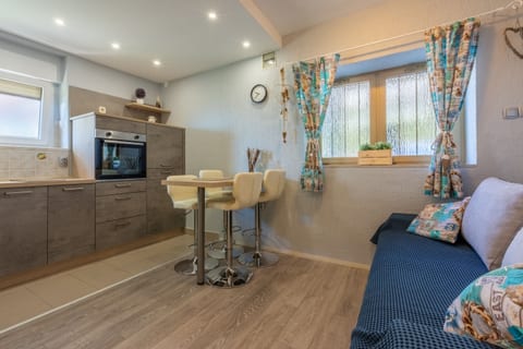 Apartments Milica - Unit 51073-61