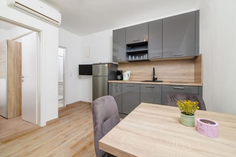 Apartments Alin - Unit 51127-61