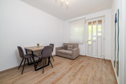 Apartments Alin - Unit 51127-61
