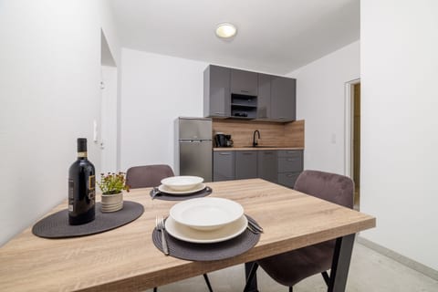 Apartments Alin - Unit 51128-61