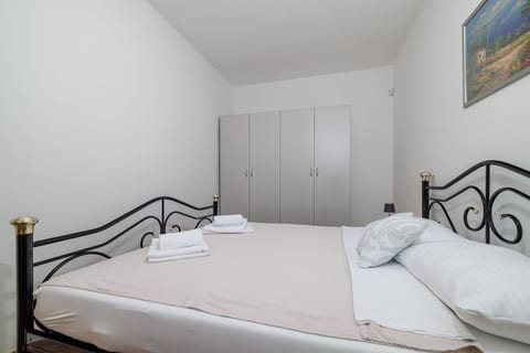 Apartments Carmen - Unit 51132-61