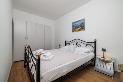 Apartments Carmen - Unit 51132-61