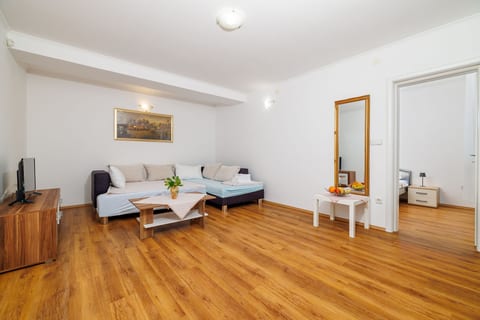 Apartments Carmen - Unit 126452-15