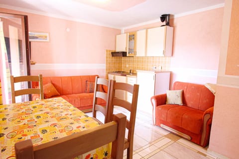 Apartments Manda - Unit 51267-61
