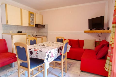 Apartments Manda - Unit 51268-61