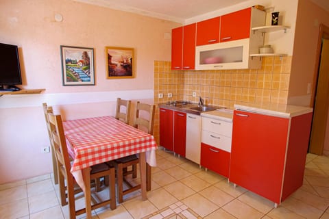 Apartments Manda - Unit 51269-61