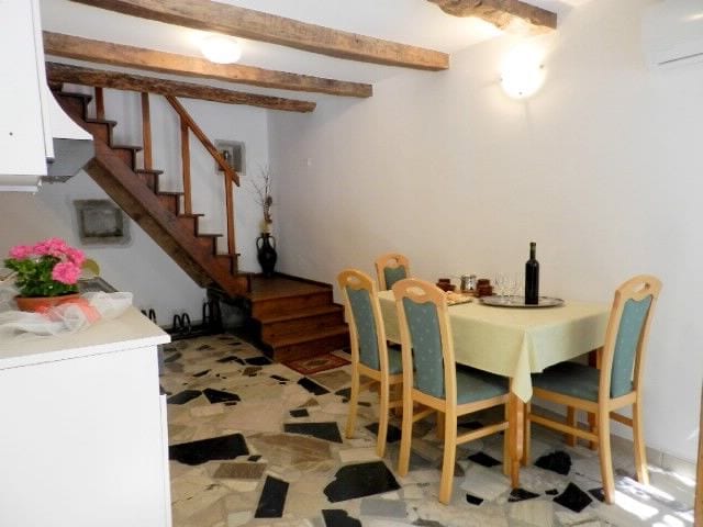 House Elena - Unit 51397-61