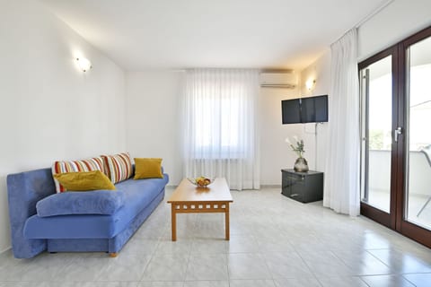 Apartments Gloria - Unit 51403-61
