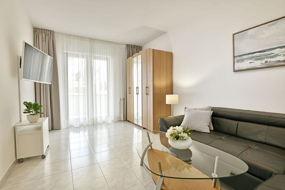Apartments Gloria - Unit 51404-61
