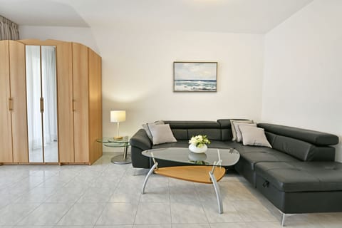 Apartments Gloria - Unit 51404-61
