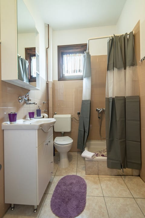 Room Anton - Unit 51421-61
