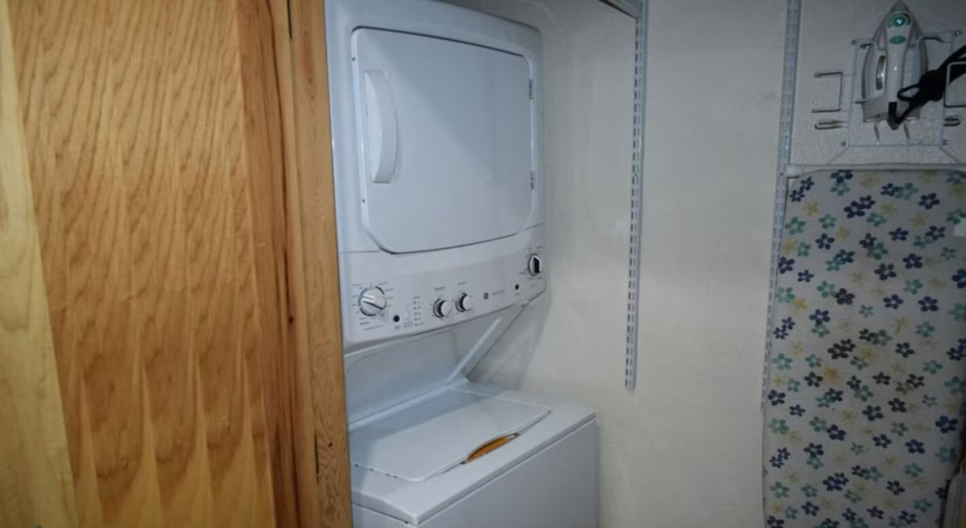 LAUNDRY AREA